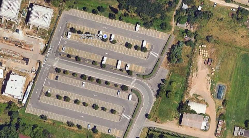 Parcheggio via Tarlati